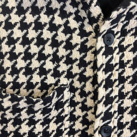 Urban Outfitters Black and White Houndstooth Button Down Shacket Size Small - Picture 10 of 10